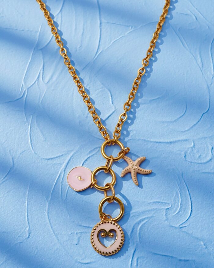 Diamanset amulet-starfish